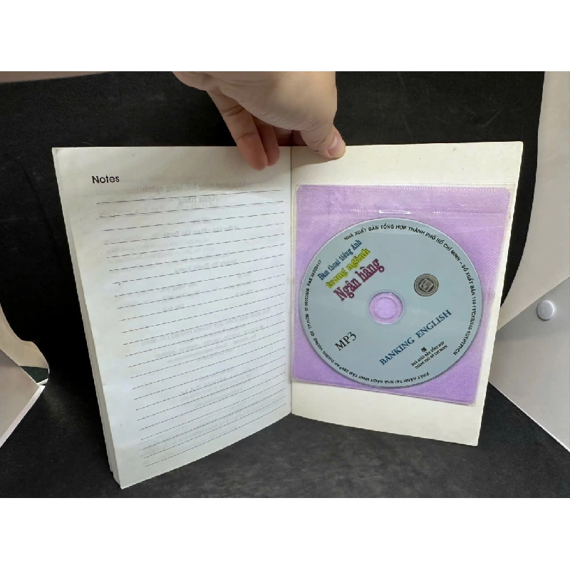 [Phiên Chợ Sách Cũ] Đàm Thoại Tiếng Anh Trong Ngành Ngân Hàng (Có CD), 2011 - Lê Huy Lâm, Phạm Văn Thuấn H1108 SBM 544555