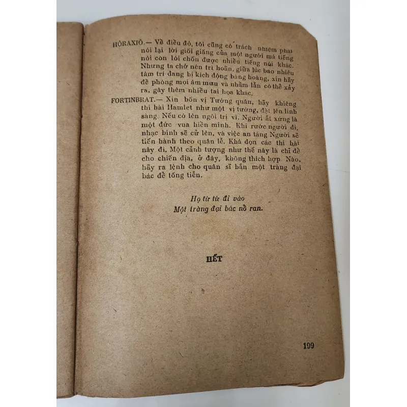 Bi kịch năm hồi HAMLET - William Shakespeare 786317