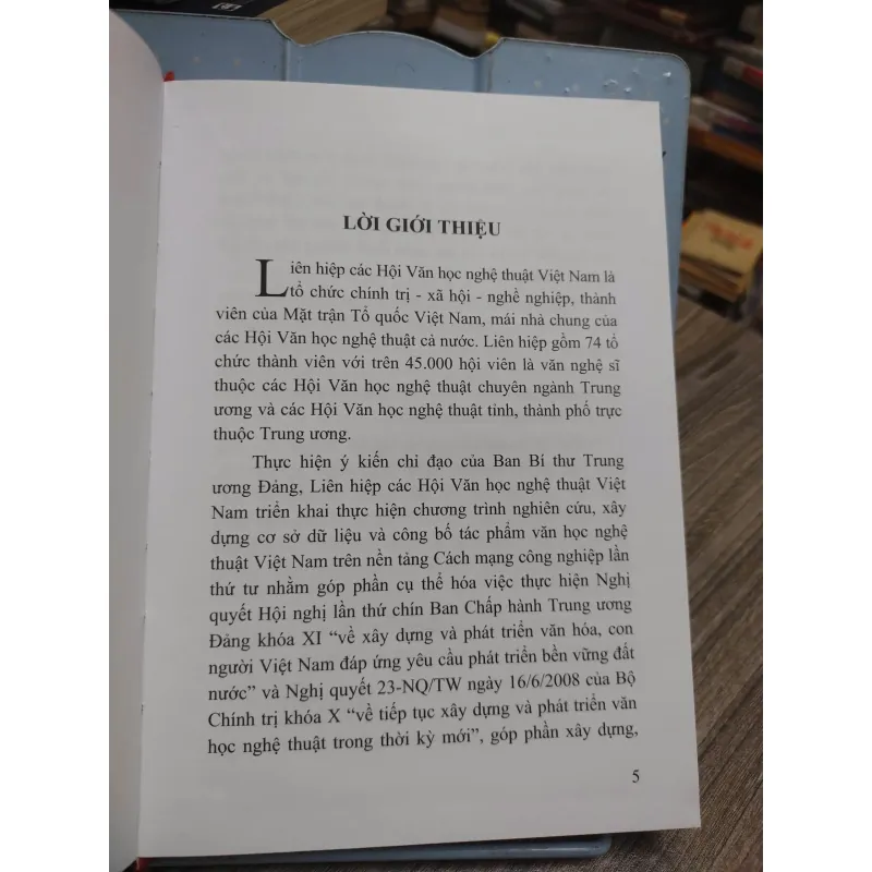 Sách: Lưu nữ tướng truyện - Truyện Nôm khuyết danh Tác giả: Nhiều tác giả (A3) 602541