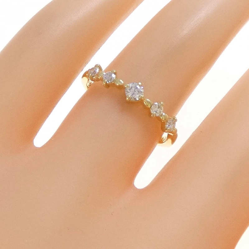 Nhẫn kim cương K18YG 0.10CT - Hàng hiệu chính hãng 849285