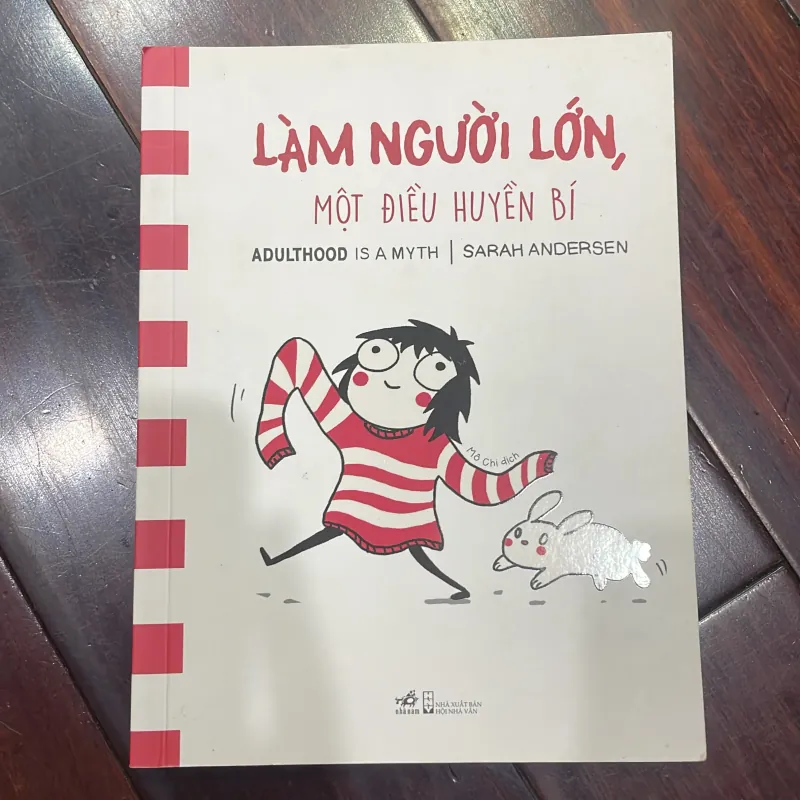 Làm người lớn , một điều huyền bí - sarah andersen - 2023 nhã nam 1026083