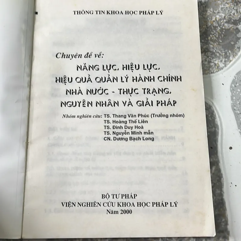 [luật - chính trị] Khoa học pháp lý - năng lực, hiệu lực, hiệu quả quản lý nhà nước 563192