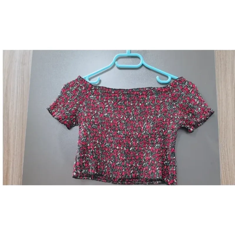 Áo crop top hoa nhí 755865
