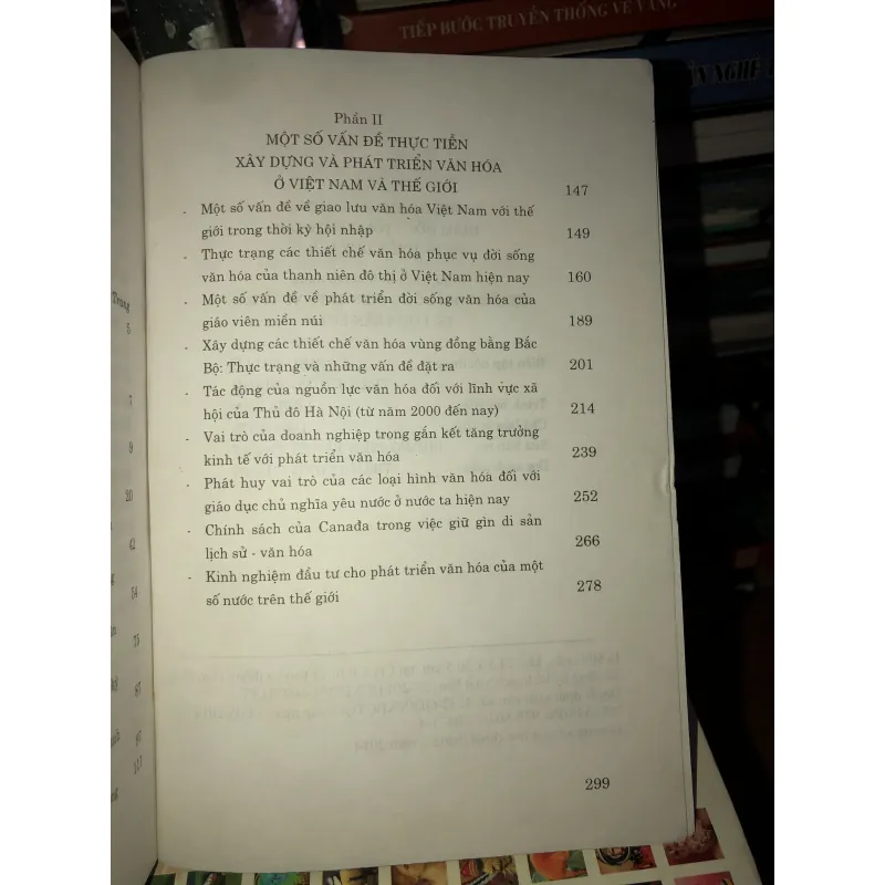 Văn hoá Việt Nam - Một số vấn đề lý luận và thực tiễn - Trần Thị Kim Cúc 756975