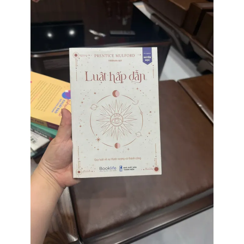 Luật Hấp Dẫn - K4 1021129