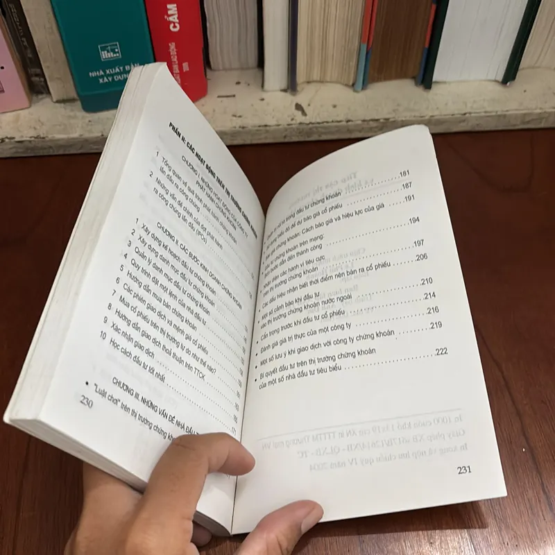 II Sách Chứng Khoán: Tiếp Cận Thị Trường Và Kinh Doanh Chứng Khoán - Phạm Minh - 2004 600097