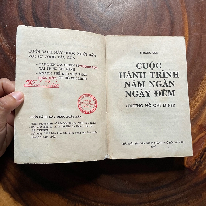 II Tựa sách: Cuộc Hành Trình Năm Ngàn Ngày Đêm (Đường Hồ Chí Minh) - Trường Sơn - 1992 446063