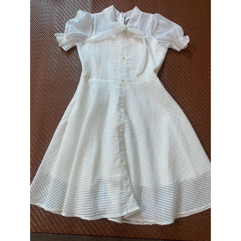 Đầm trắng xinh size S váy trắng 2 lớp đẹp còn mới trắng nguyên  523472