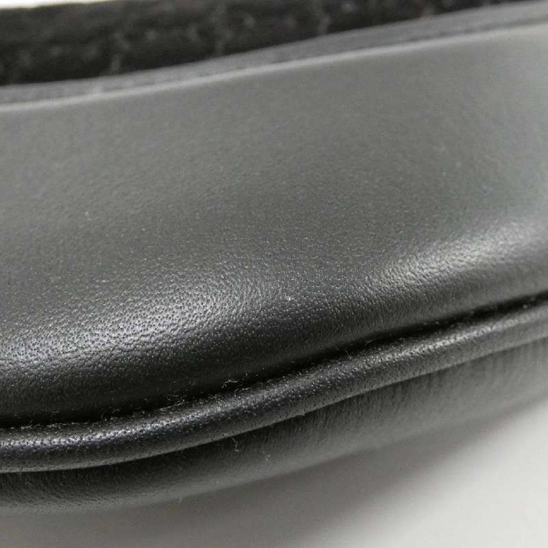 Túi xách vai GUCCI B 834981 AAEE7 609031