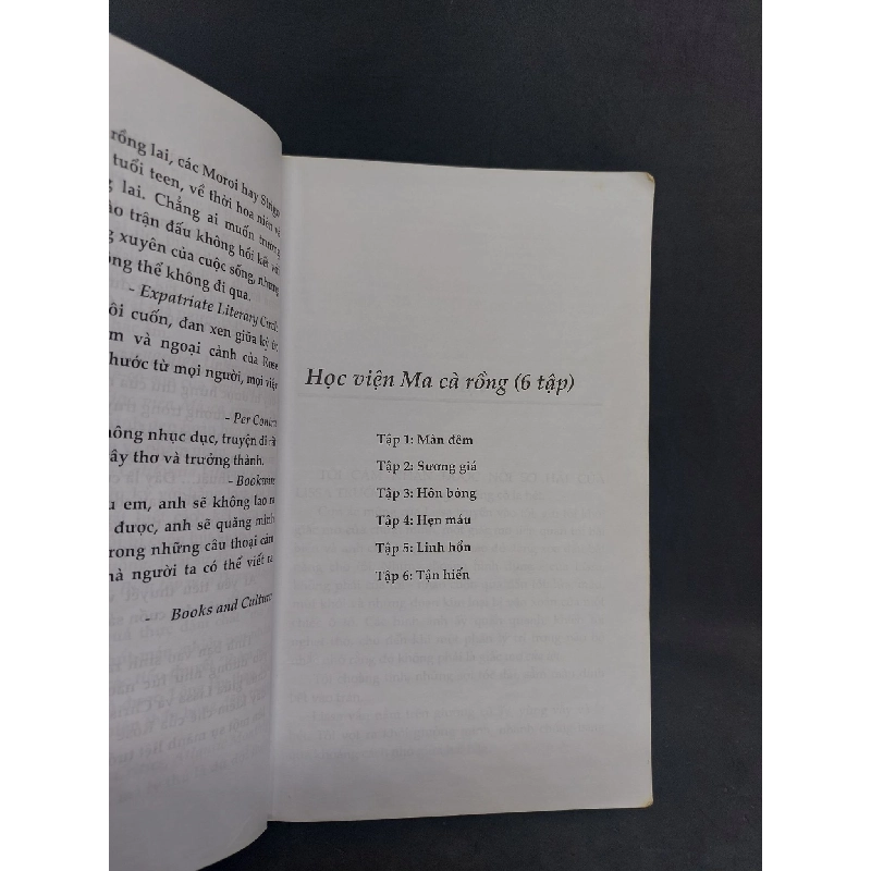 Màn đêm mới 80% bị ố vàng 2010 HCM2108 912070