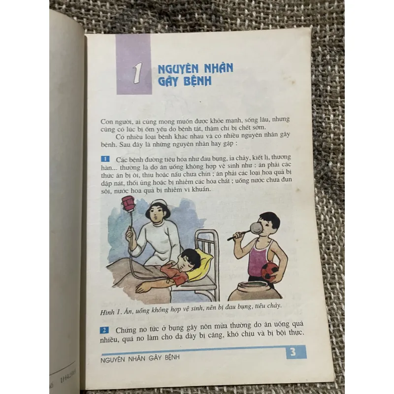 Sức khỏe lớp 4- Sách giáo khoa xưa  1038052