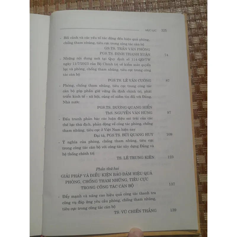 PHÒNG CHỐNG THAM NHŨNG TIÊU CỰC TRONG CÔNG TÁC CÁN BỘ 756957