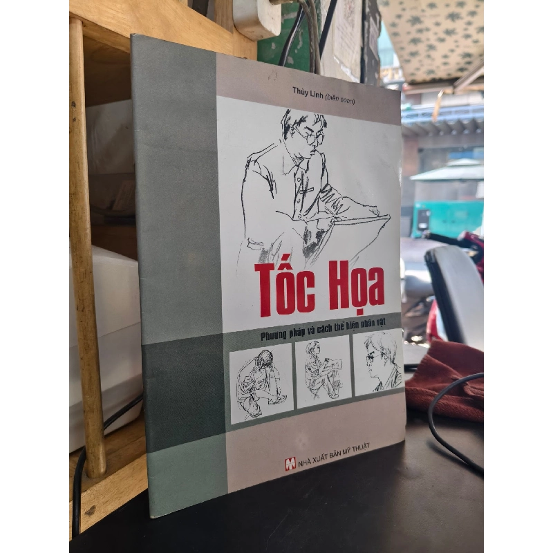 Tốc hoạ: phương pháp và cách thể hiện nhân vật - Thuỳ Linh biên soạn 752068
