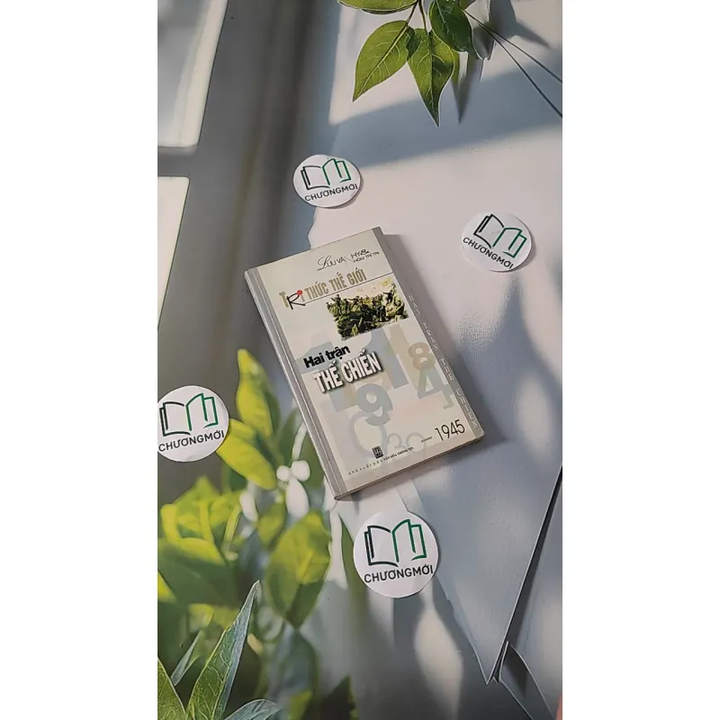 Tri Thức Thế Giới: Hai Trận Thế Chiến - Lưu Văn Hy 970234