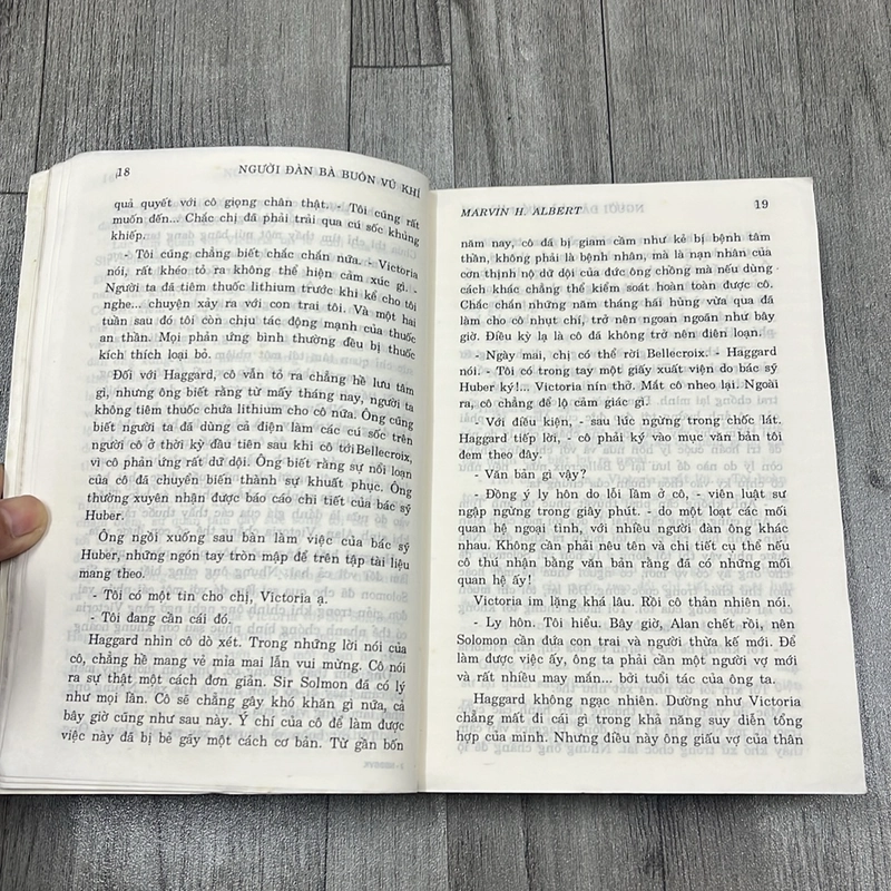 Người đàn bà buôn vũ khí. 2a1 521730