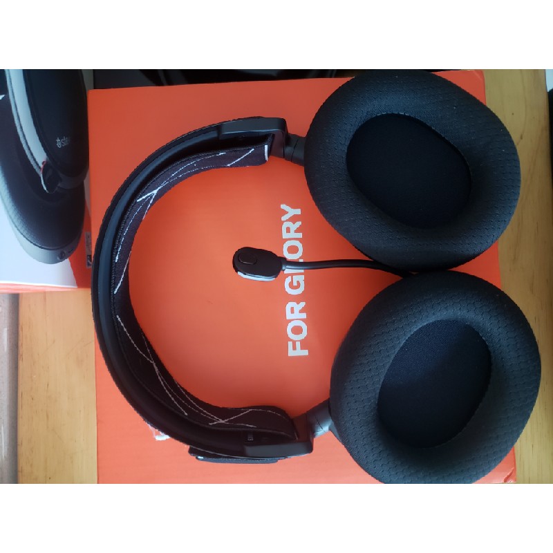 Tai Nghe SteelSeries Artics 9 Wireless 99,9% 3650