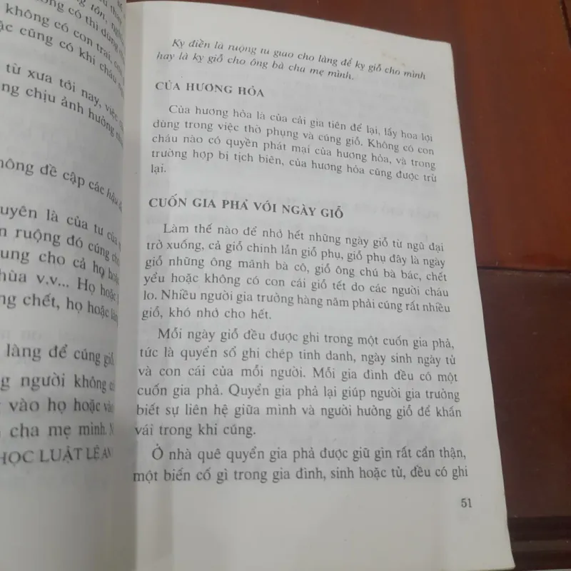 Toan Ánh - PHONG TỤC THỜ CÚNG TỔ TIÊN trong gia đình Việt Nam 994930