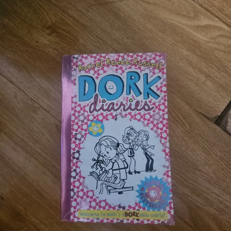 Dork diaries 1 Giá 20k  604049