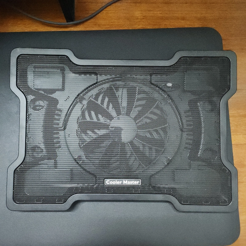  Đế Tản Nhiệt Cooler Master X-Slim

 366668