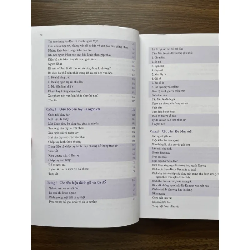 Cuốn sách hoàn hảo về ngôn ngữ cơ thể - Allan & Barbara Pease 970527