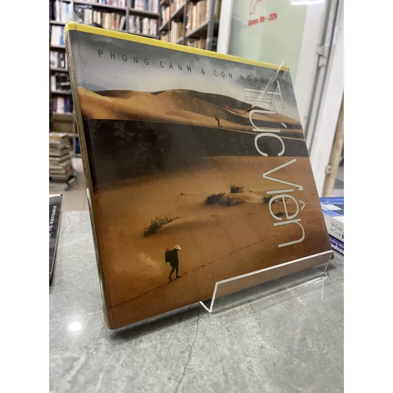 PHONG CẢNH VÀ CON NGƯỜI - TRÚC VIÊN 784011