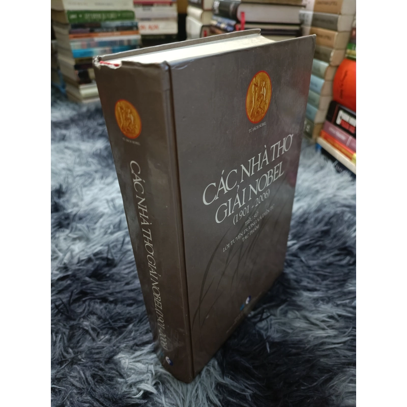 Các nhà thơ giải Nobel 496227