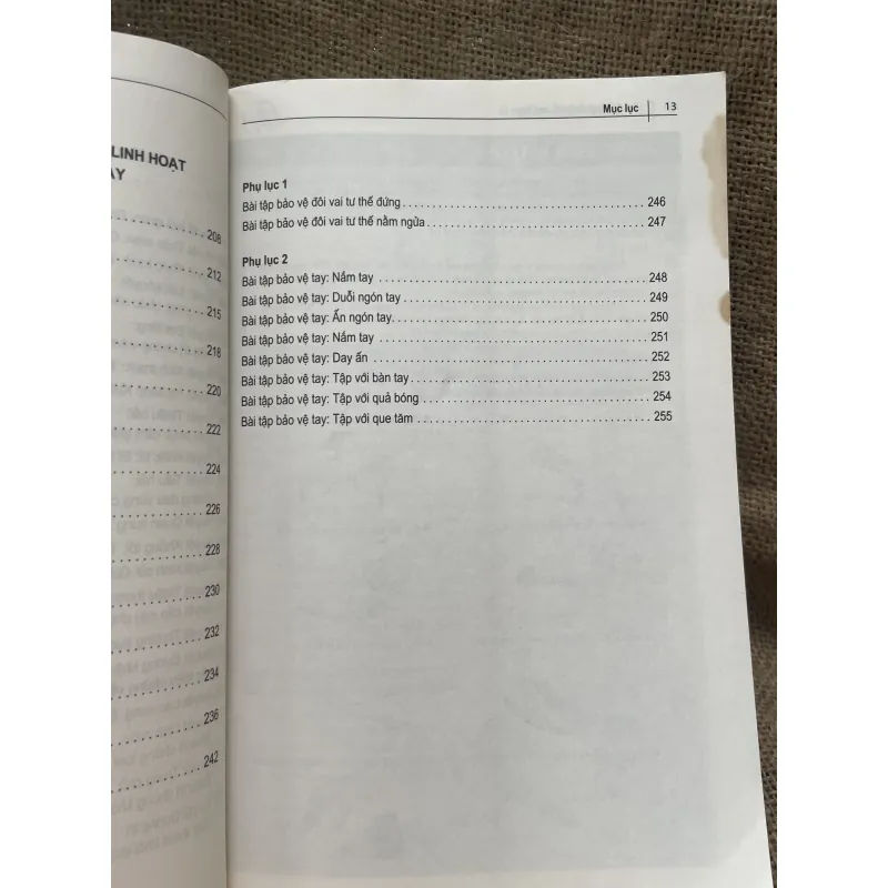 Tự điều trị cổ vai gáy - DƯƠNG NGỌC ĐAN (Biên soạn) • 995498