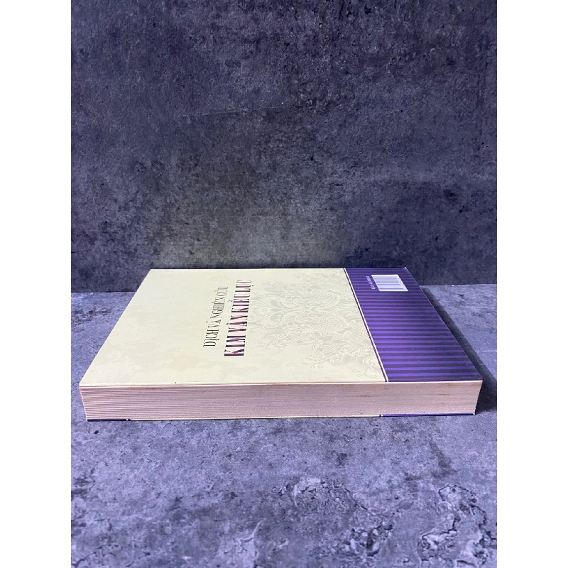 Dịch và nghiên cứu Kim Vân Kiều Lục- Phạm Tú Châu (sách lưu kho chưa qua sd,giấy xốp có ố theo thời gian) 779337