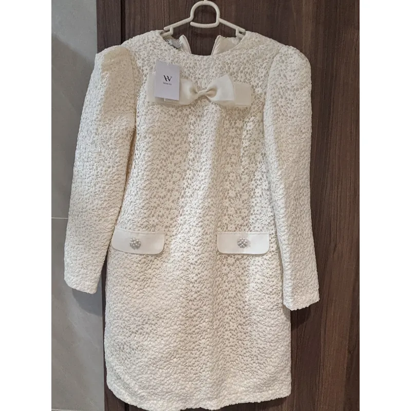 Váy trắng đính nơ tiểu thư sang chản 732677