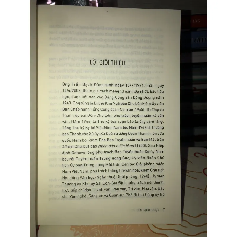 Trần Bạch Đằng - Cuộc đời và ký ức  759677