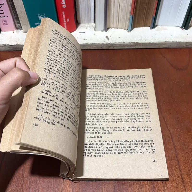 II Văn Học Nước Ngoài: Vòng Quanh Thế Giới Trong 80 Ngày - J.VERNƠ - 1985 751407