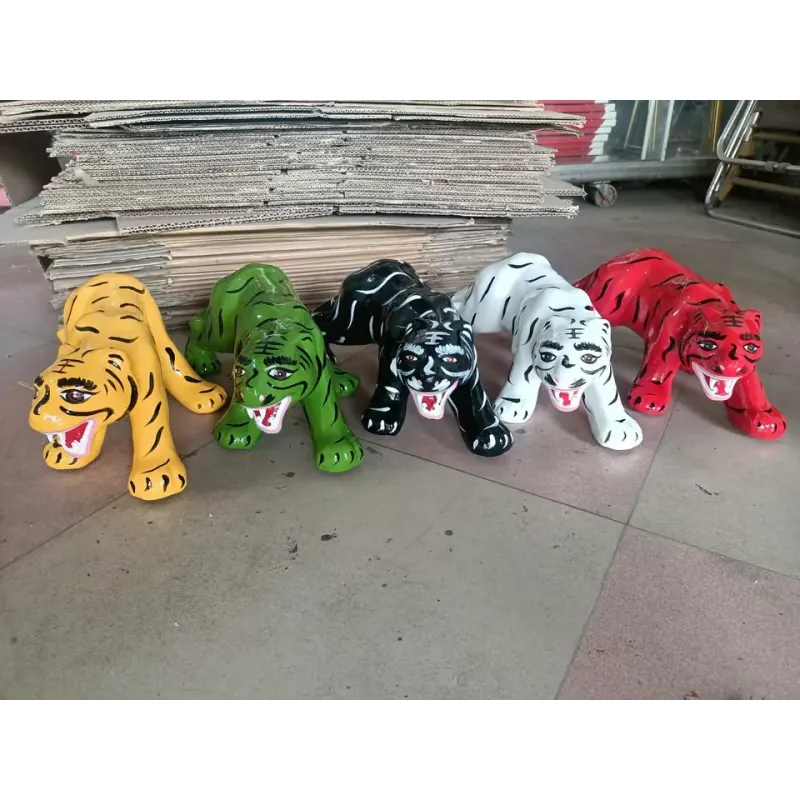 BỘ TƯỢNG 5 ÔNG CỌP ĐẤT NUNG CAO 15CM DÀI 30CM 787154