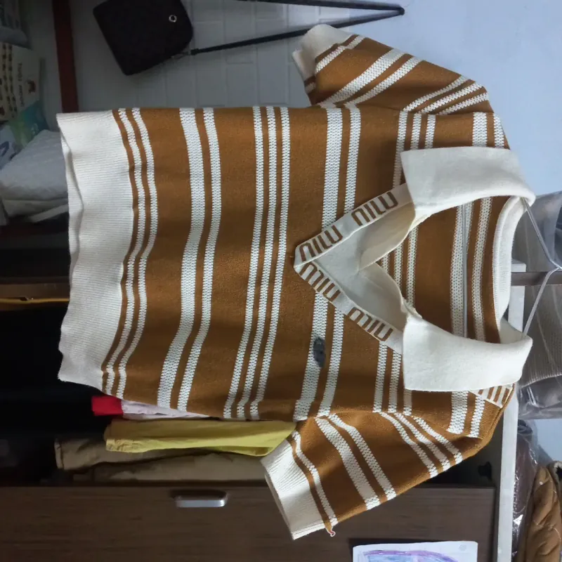 Áo len nâu  993084