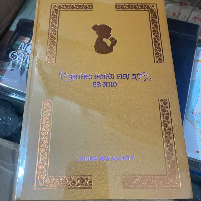 Những người phụ nữ bé nhỏ S200 572120