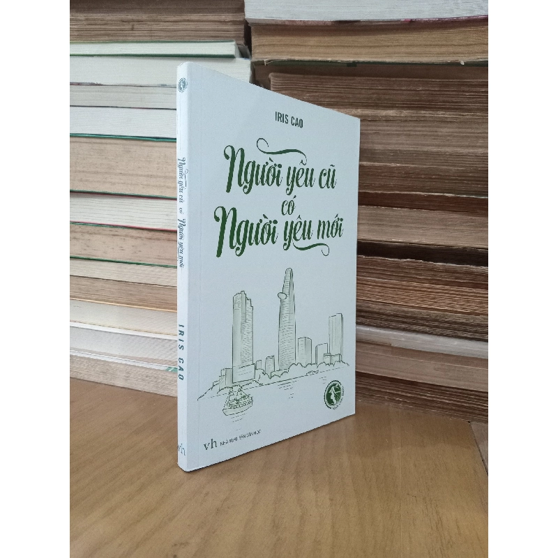 Người Yêu Cũ Có Người Yêu Mới - Iris Cao 125074