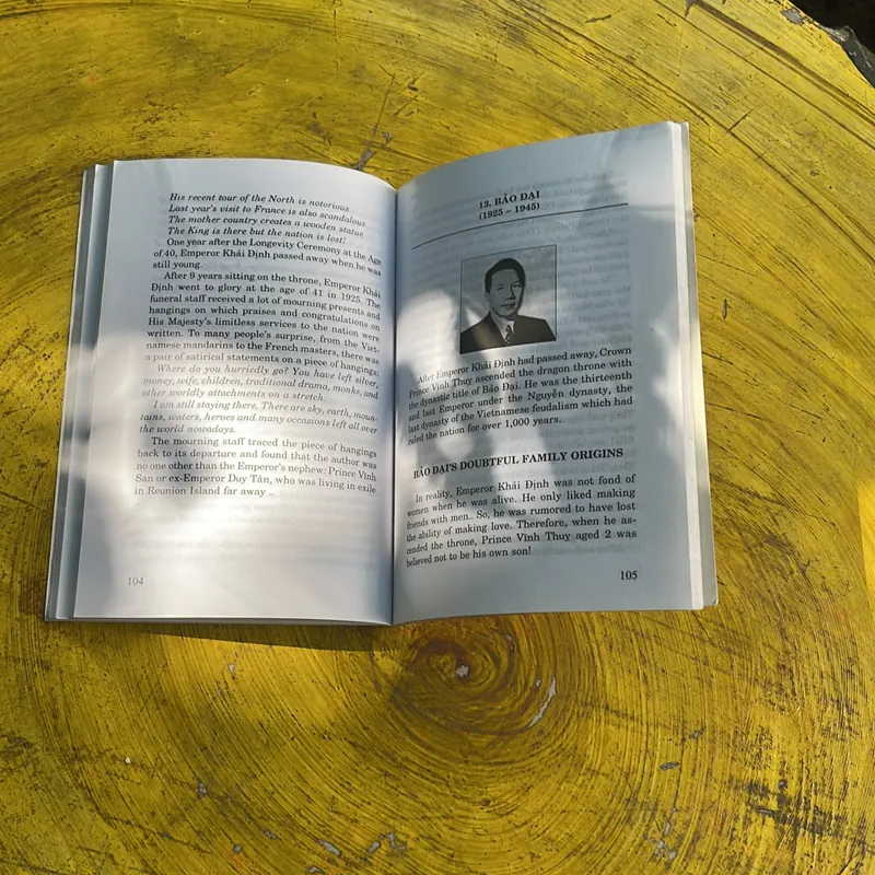 STORIES OF THE NGUYỄN DYNASTY’S KINGS 572801