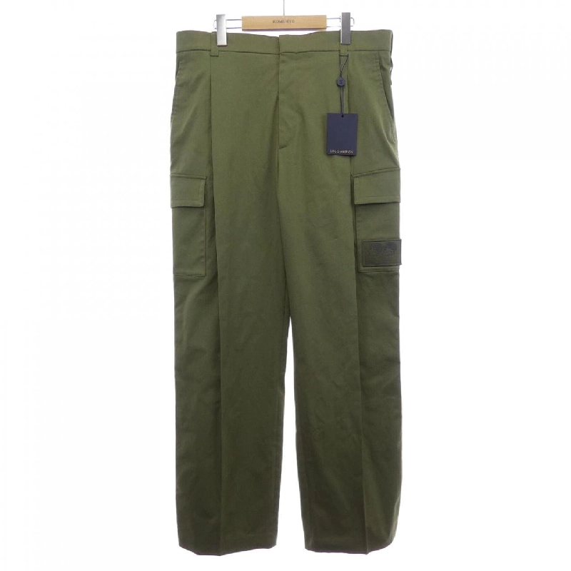 Quần cargo 3D túi LOUIS VUITTON HTP82WFAD - Hàng hiệu Authentic 885224