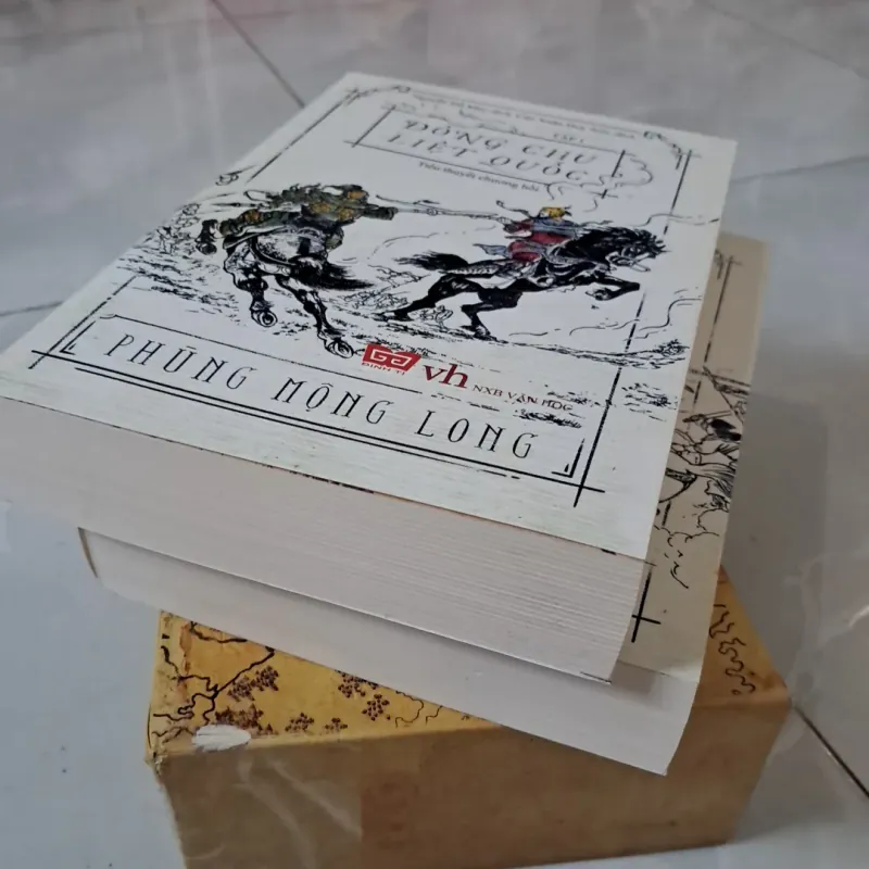 Hộp Sách: Đông Chu Liệt Quốc 748100