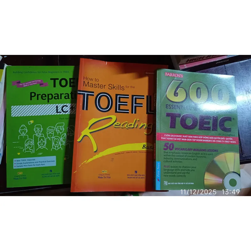 Combo 3 quyển luyện tiếng Anh 694218