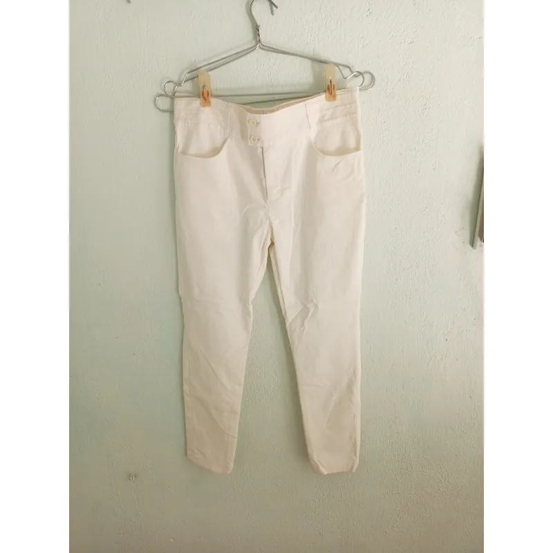 Pass 12 áo dài cá nhân em vừa bán vừa cho ạ. 713169