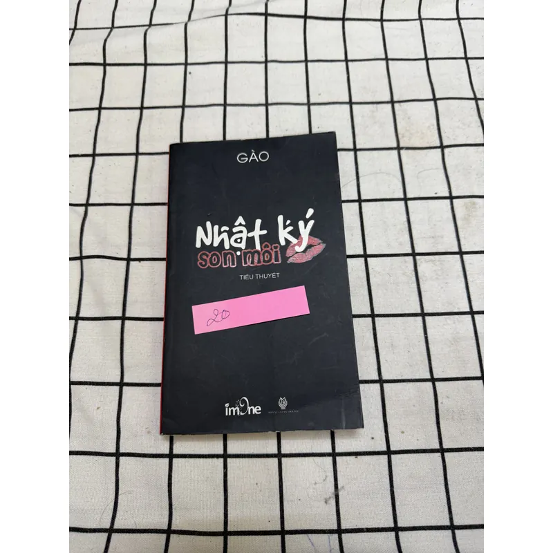 Nhật ký son môi 597535