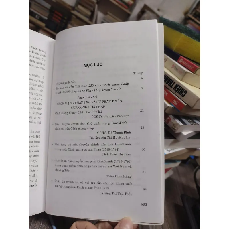 Sách: 220 năm cách mạng Pháp (1789 - 2009) và MQH Việt Pháp trong lịch sử (A2) 674686