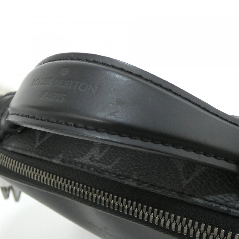 Túi đeo chéo Louis Vuitton Monogram Eclipse M42906 - Hàng hiệu chính hãng 776469