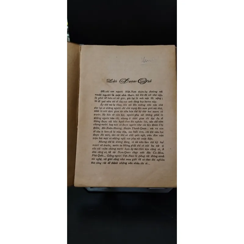 Nữ Thi Sĩ Việt Nam - Ngô Lăng Vân - sách xưa - Giá trị - Hiếm, hết hàng 756318