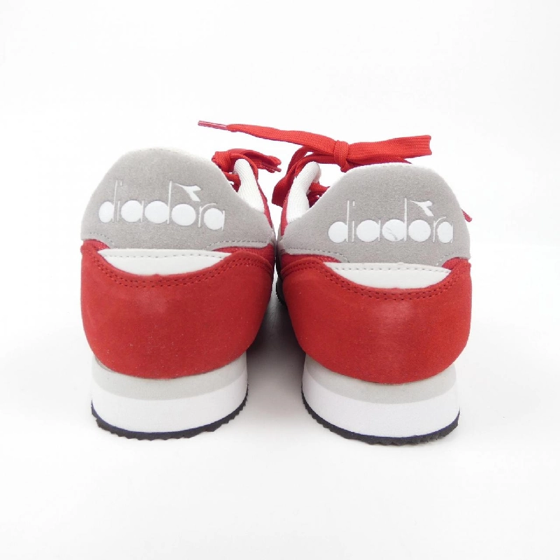 Giày thể thao DIADORA - Hàng hiệu Authentic 906500