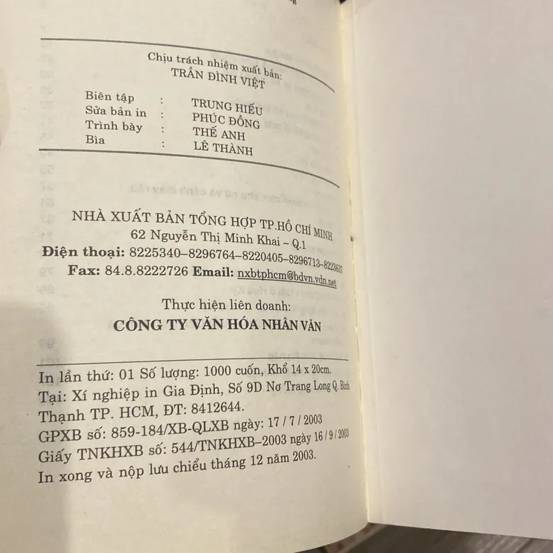 HOA KỲ & ANH QUỐC, ĐẤT NƯỚC CON NGƯỜI & CUỘC SỐNG (XB 2003) 697718