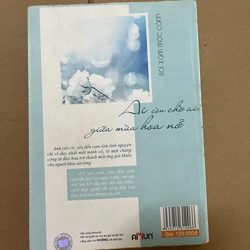 Ai còn chờ ai giữa mùa hoa nở 563219