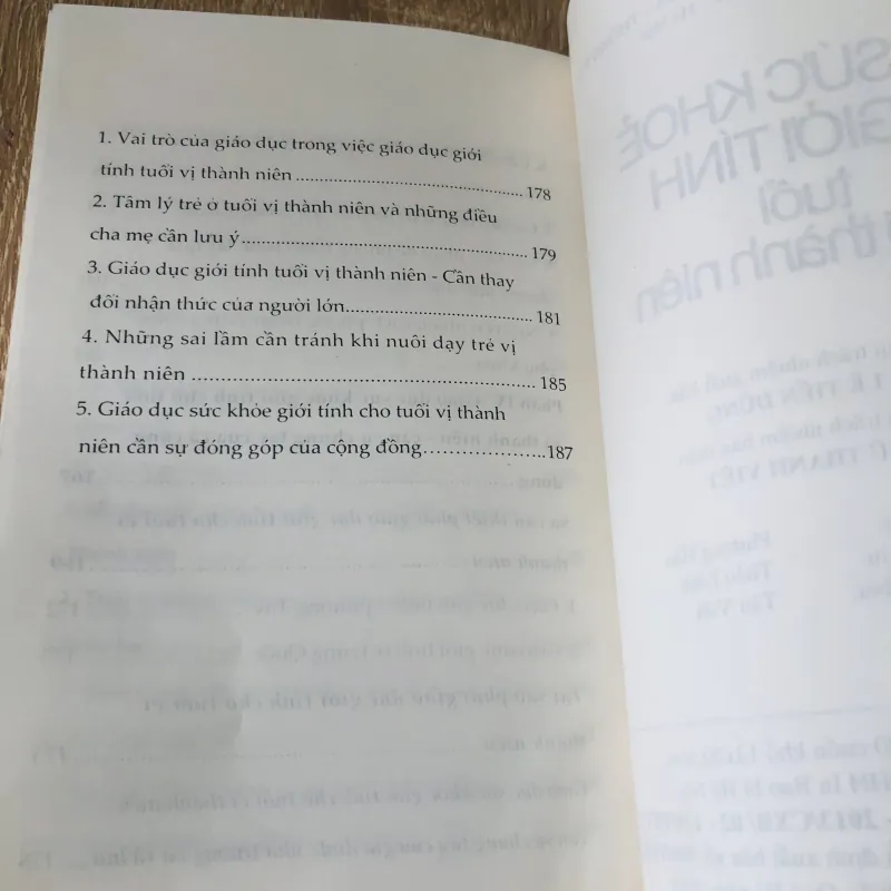 SỨC KHỎE GIỚI TÍNH TUỔI VỊ THÀNH NIÊN  1000578