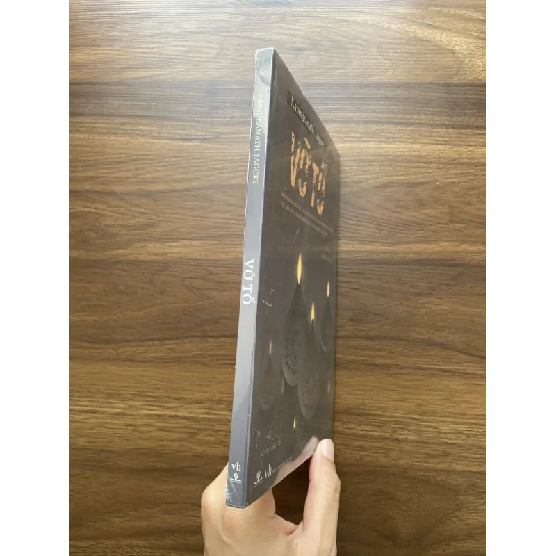 Vỡ Tổ - Tagore 972625