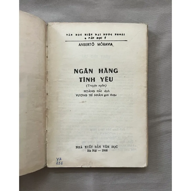 NGÂN HÀNG TÌNH YÊU - Alberto Moravia 1031317